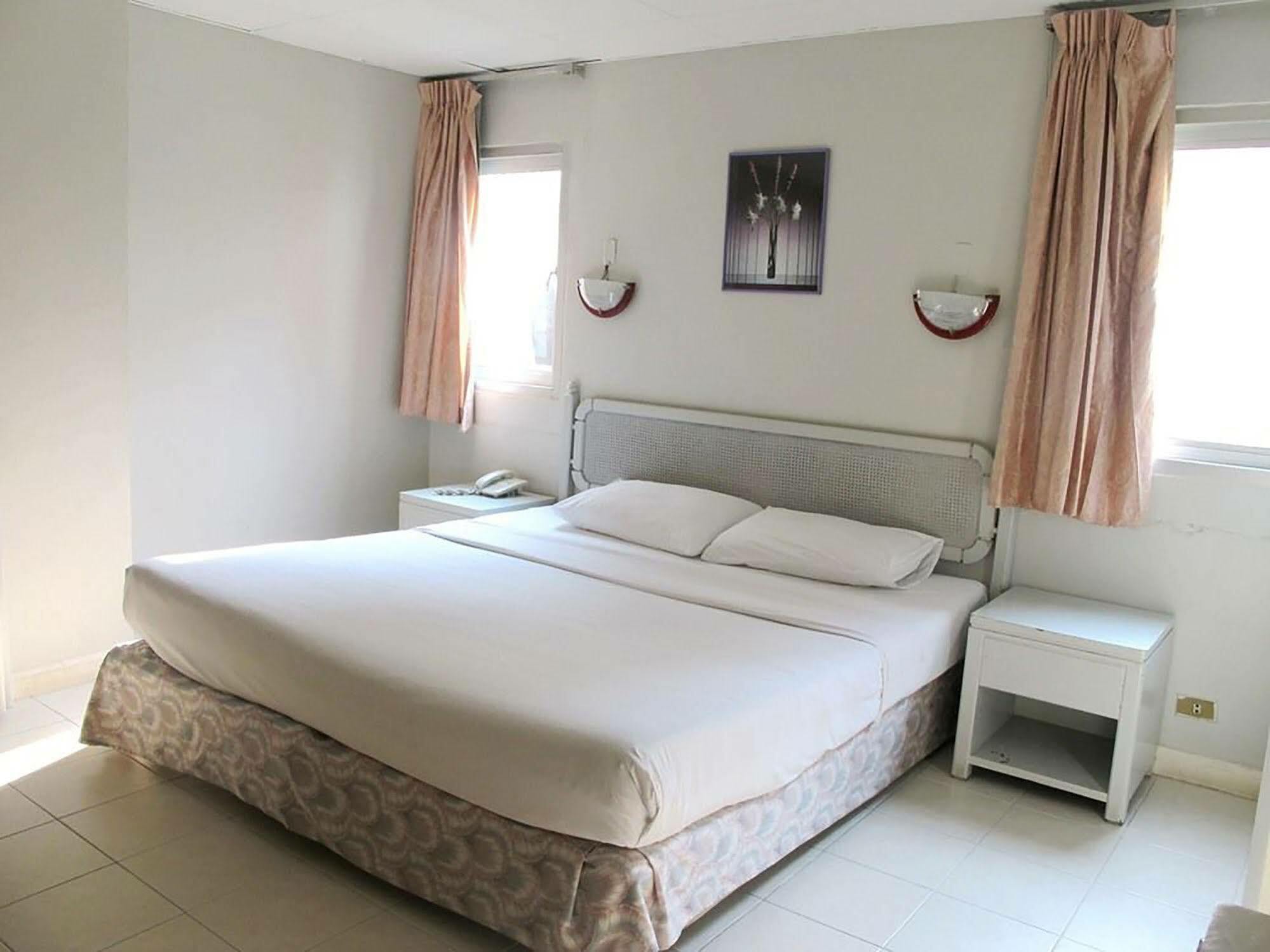 Diamond Beach Hotel Pattaya Exterior foto